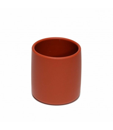 Rust silicone grip cup for kids of We might be tiny