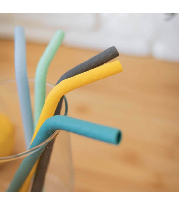 Silicone straws for kids, We Might Be Tiny