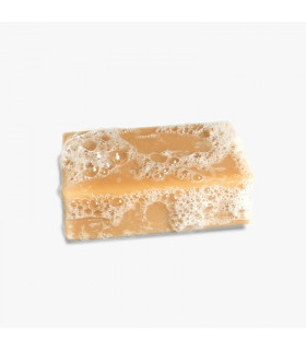 Savon solide surgras à froid à base d’argile rose et ylang de la marque Clémence et Vivien