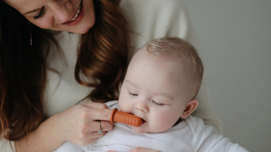 Brossage de dent du bébé : quelles recommandations ? 